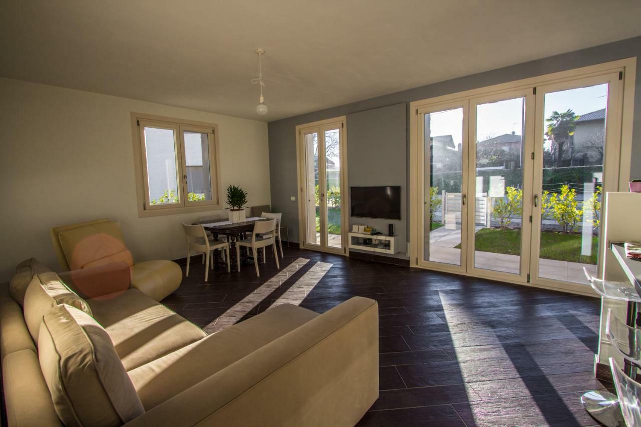 Boutique Apartment - La Dolce Vita Reno Di Leggiuno Exteriér fotografie