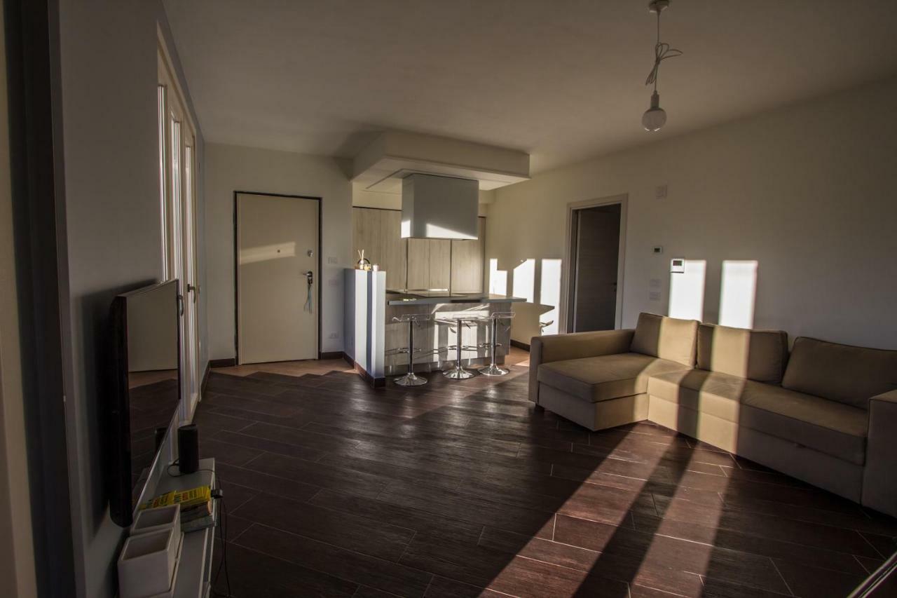 Boutique Apartment - La Dolce Vita Reno Di Leggiuno Exteriér fotografie